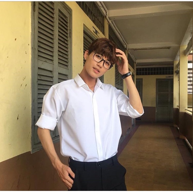 áo sơmi hãng basic của k.menswear (honista cũ)