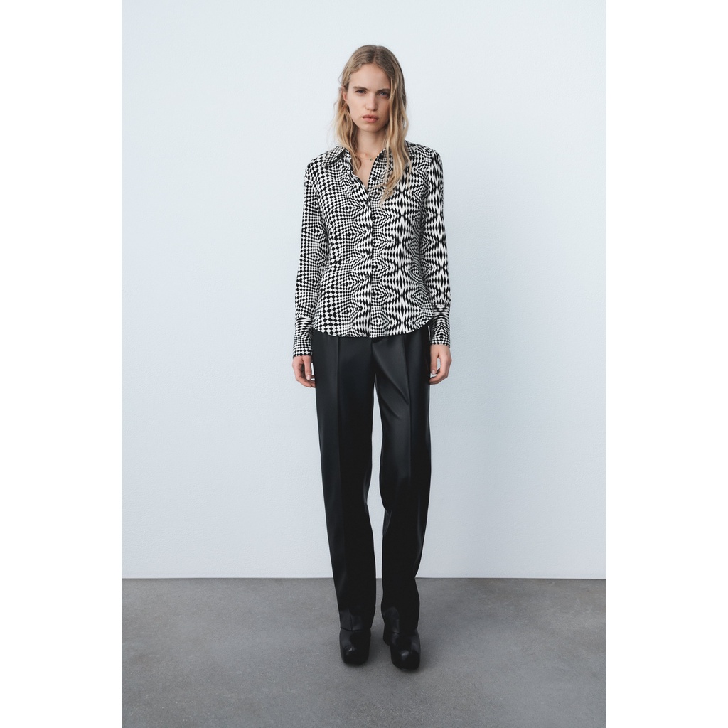 Áo Sơ Min Blouse Zara Chính Hãng 2063/001 Họa Tiết Đen Trắng Lạ Mắt