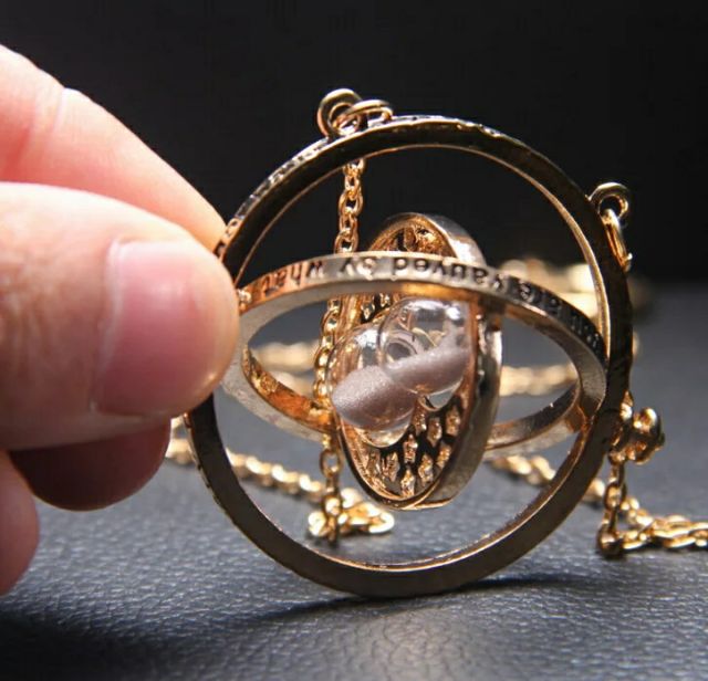 Dây chuyền xoay thời gian Time Turner1