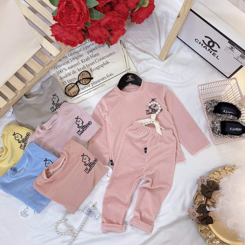 Bộ len nhung cổ 3 phân cho bé trai gái