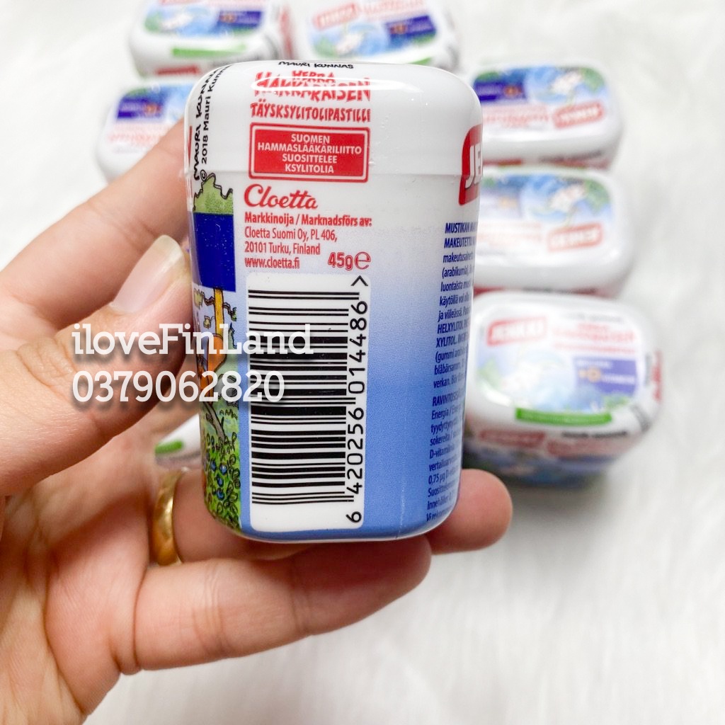 Kẹo Chống Sâu Răng Vitamin D3 Phần Lan Tăng Đề Kháng Chắc Khỏe Xương Hakkaraisen vị việt quất 55g