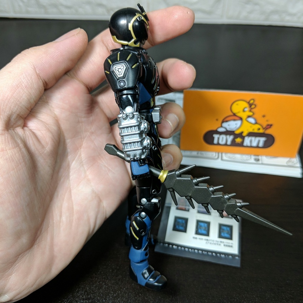 Mô Hình SHS KAMEN RIDER ALTERNATIVE ZERO Chogokin Kim Loại