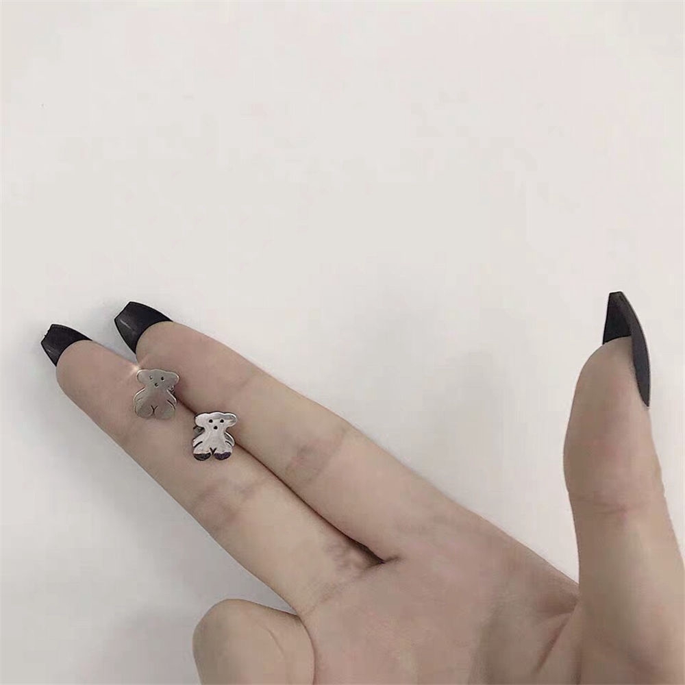 Khuyên tai hình gấu con dễ thương đáng yêu xinh xắn