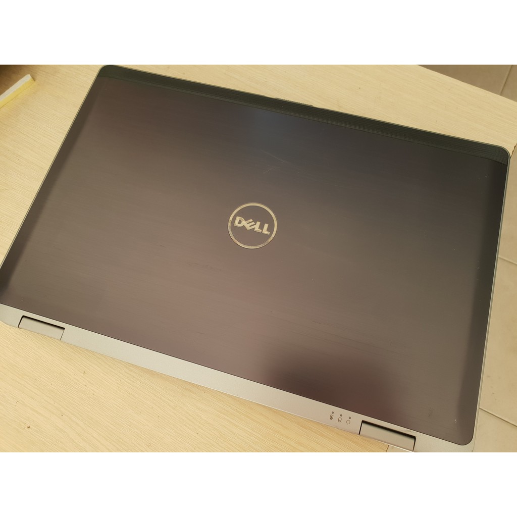 Laptop Dell Latitude E6530 i7-3720QM, Ram 8Gb, SSD 256Gb, Chạy 2 card Đồ họa song song, màn hình HD