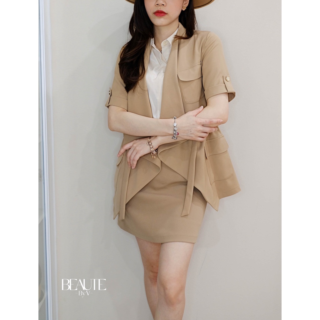 BEAUTEBYV - Áo blazer nữ ve đổ mềm mại kèm bốn túi ốp Sochi