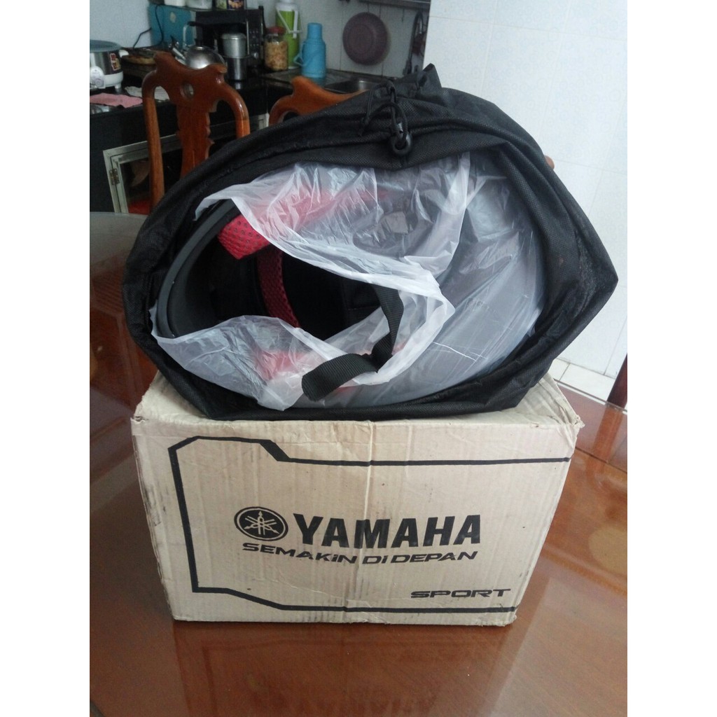nón bảo hiểm Yamaha Fullface nhập khẩu theo xe mô tô R15 V3 từ indonesia