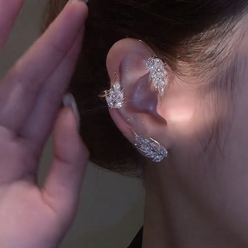 Khuyên Kẹp Vành Tai Không Xỏ Lỗ Màu Bạc Hình Bướm/Lông Vũ Đính Đá Zircon Lấp Lánh Mới Cho Nữ