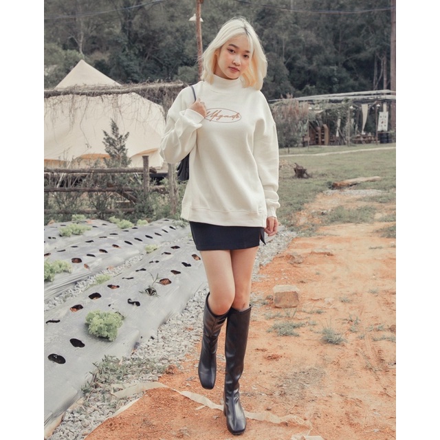 Áo nỉ Oval Turtleneck Sweatshirt