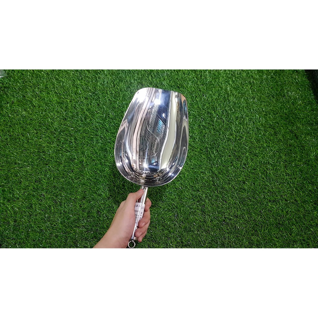 Xẻng inox 304 xúc đá, xúc đất tiện lợi dày dặn nhiều kích thước.