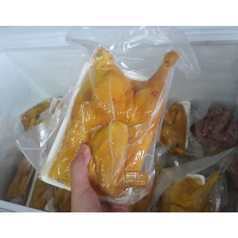 Gà ủ muối tiêu khay 550g