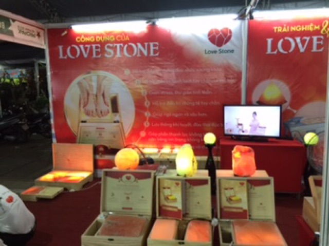 Tại Long An có bán đá muối Himalaya Love Stone