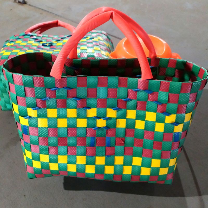 Giỏ đan dây nhựa