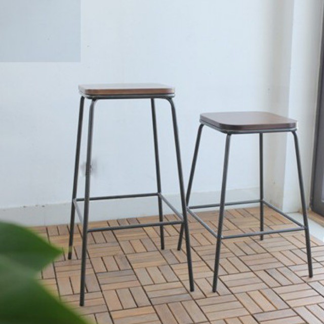 [Xuất Khẩu] Ghế quầy bar cho quán cafe nhà hàng phong cách Âu Mỹ -Ghế đôn tròn chân cao gỗ keo chân sắt sơn tĩnh điện