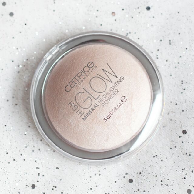 Phấn highlight bắt sáng Catrice High Glow Mineral Highlighting