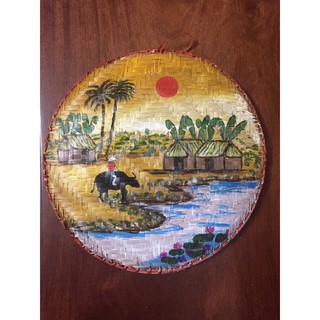 Tranh vẽ phong cảnh đẹp trên mẹt tre ( 25cm )