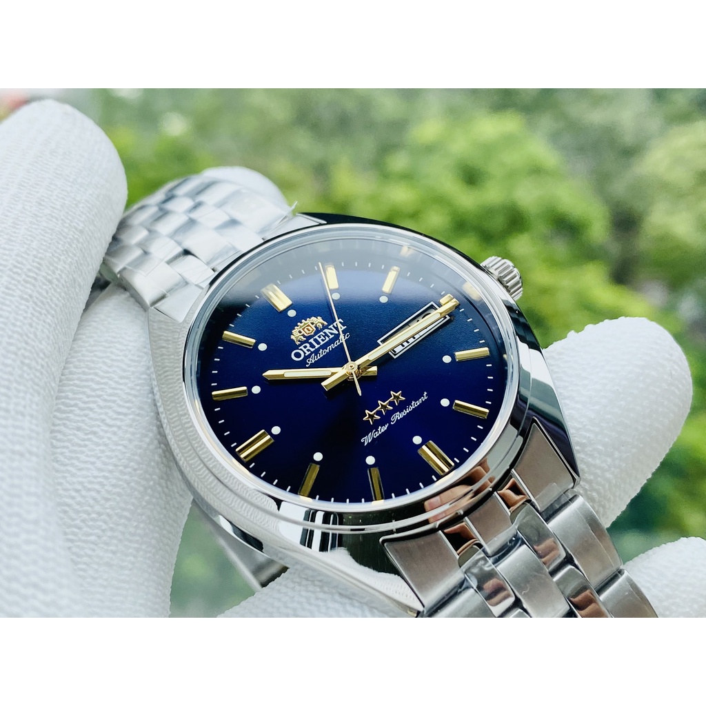 Một trong những mẫu sản phẩm đang được yêu thích nhất của Orient 3 Sao chính là mẫu đồng hồ nam RA-AB0E08L19B.