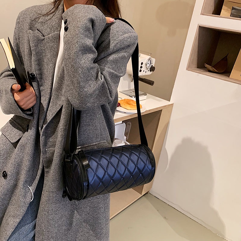 Túi Đeo Chéo Bằng Nylon Chống Nước Thời Trang Cho NữTúi dành cho những cô gái vui chơi... để đi làm và mua s ắm.