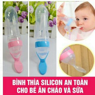 Bình thìa ăn dặm silicon cho bé