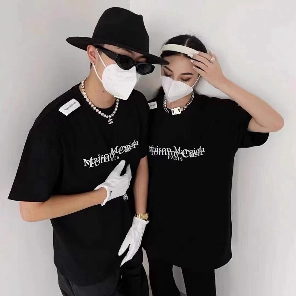 Áo thun tay ngắn màu đen form rộng trẻ trung Maison Margiela X Tommy MM6