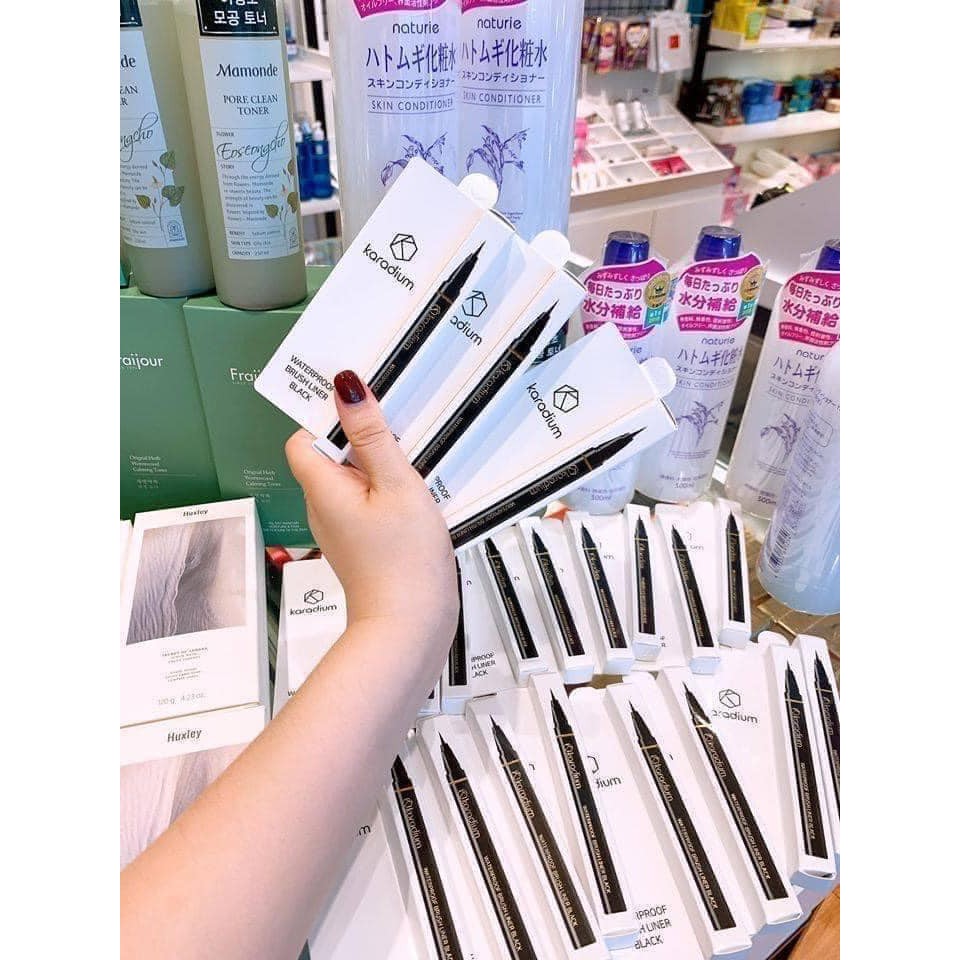 [ Auth Hàn ] Bút Dạ Kẻ Mắt Nước Karadium Waterproof Brush Liner Black Hàn Quốc. | BigBuy360 - bigbuy360.vn