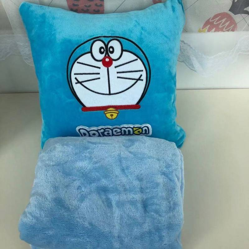 Gối Ôm In Hình Doraemon Đáng Yêu