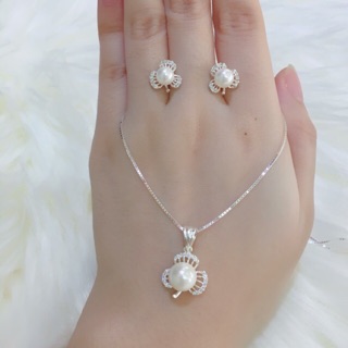 Bộ trai bạc ta