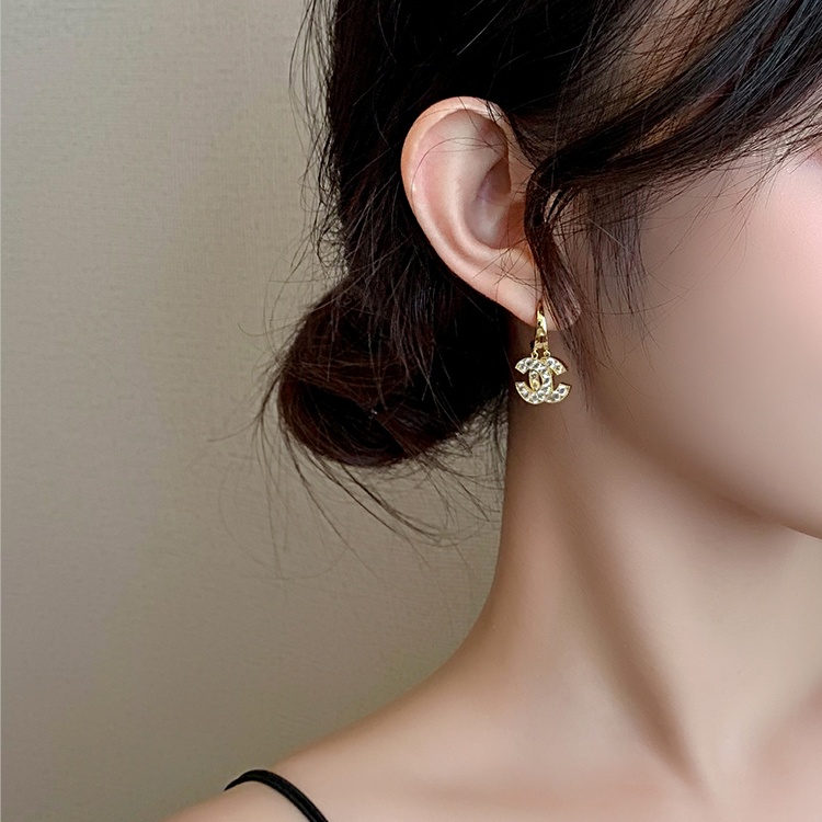 Đôi Khuyên Tai Chữ C Đính Đá Thời Trang Hàn Quốc Cho Nữ