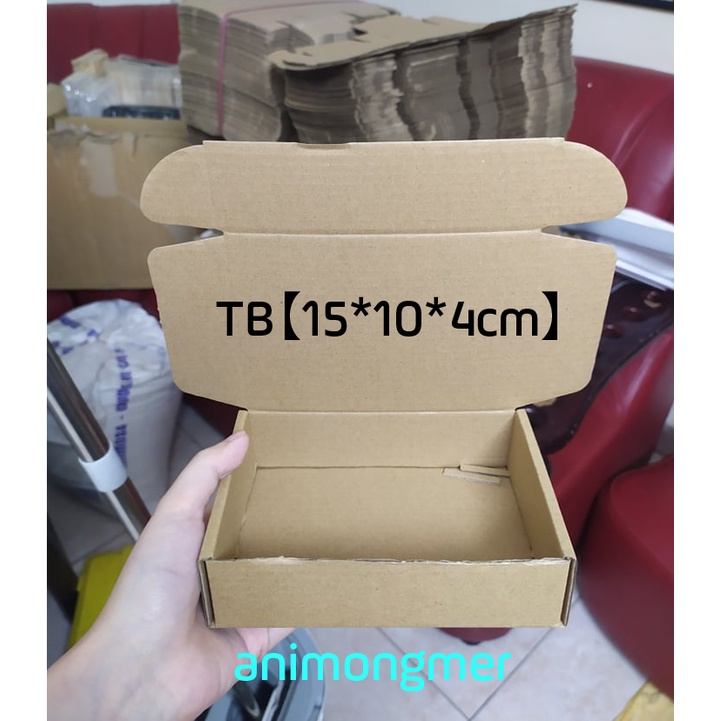 20hộp carton nắp gài 15 *10 *4 cm