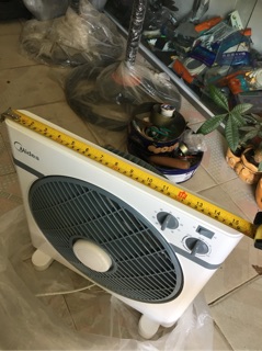 Quạt hộp Midea
