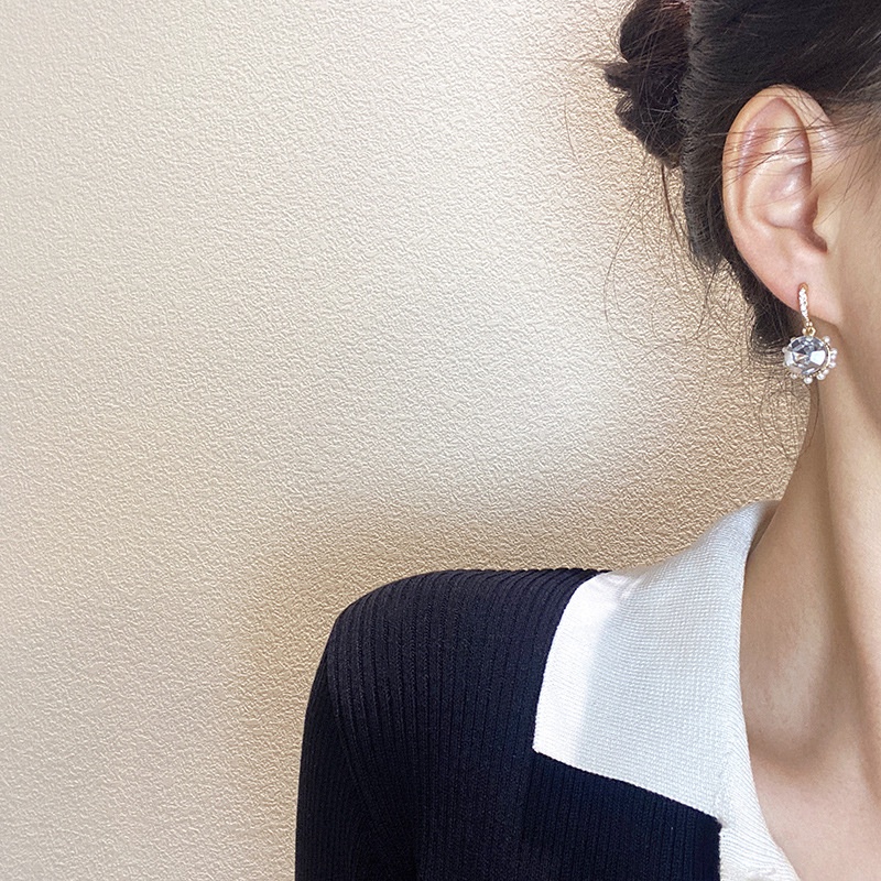 Khuyên Tai Hình Học Cao Cấp Phong Cách Hàn Quốc 2022 Đính Đá Zircon Sang Trọng