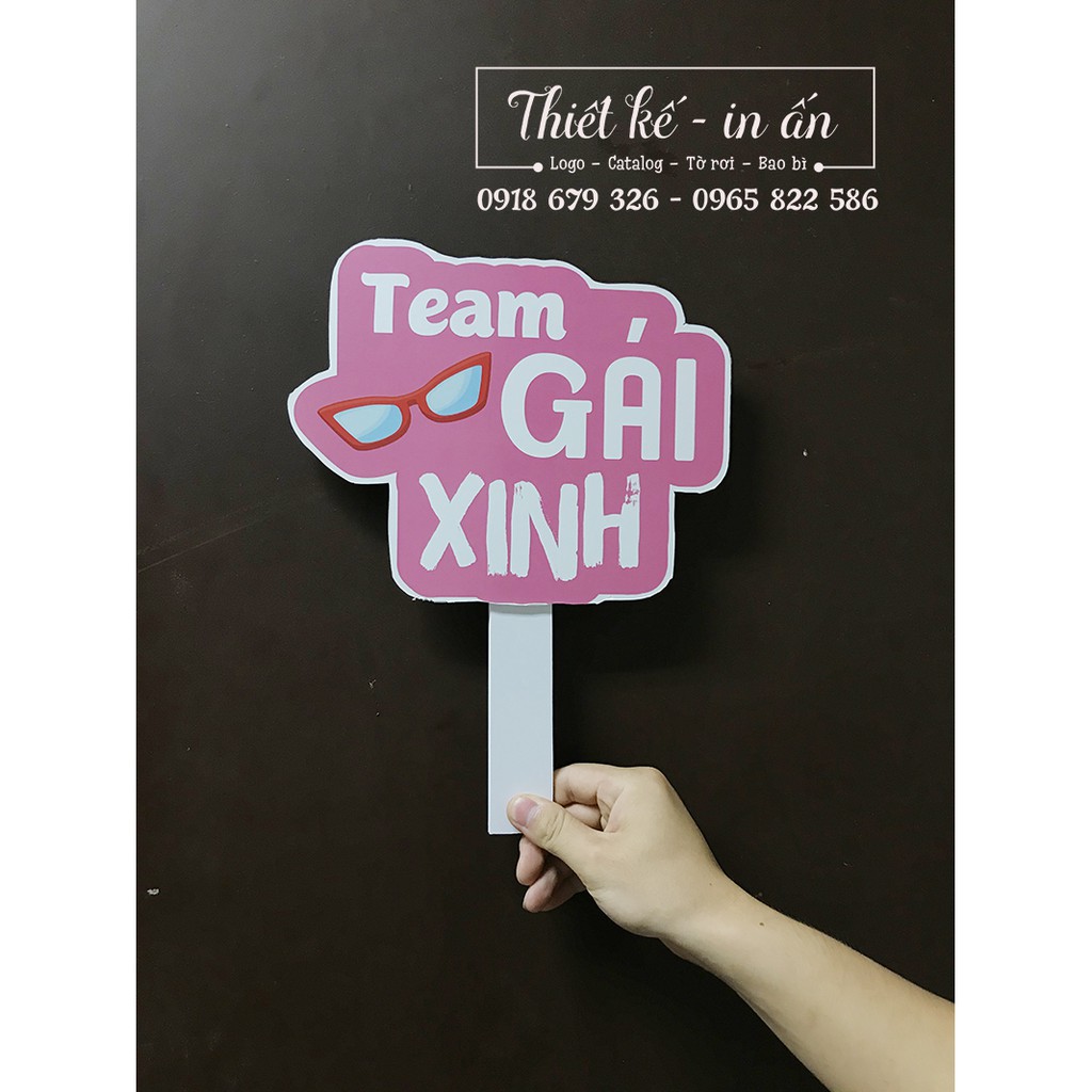 Hashtag cầm tay, hashtag chụp hình, bảng cầm tay chụp hình theo yêu cầu