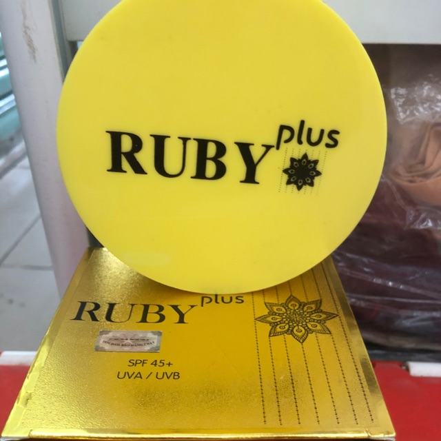 Kem duong Toan thân Ruby*Plus