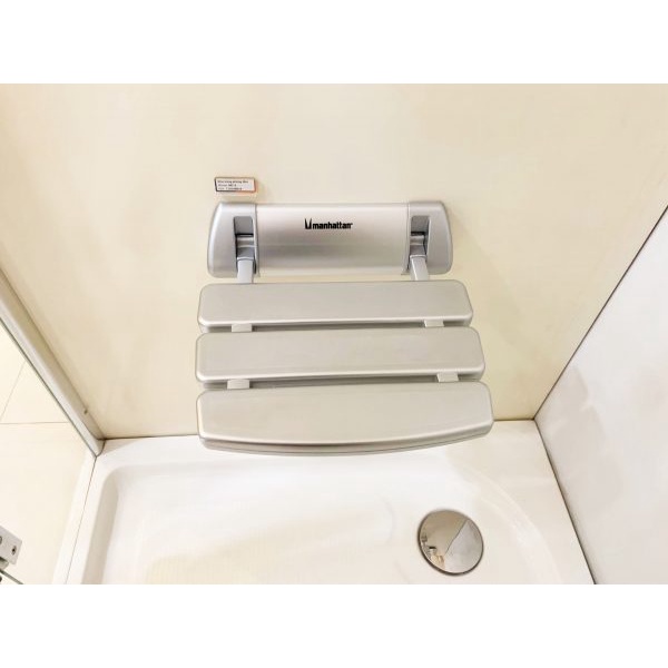 Ghế ngồi trong phòng tắm loại treo tường MANHATTAN MC-3