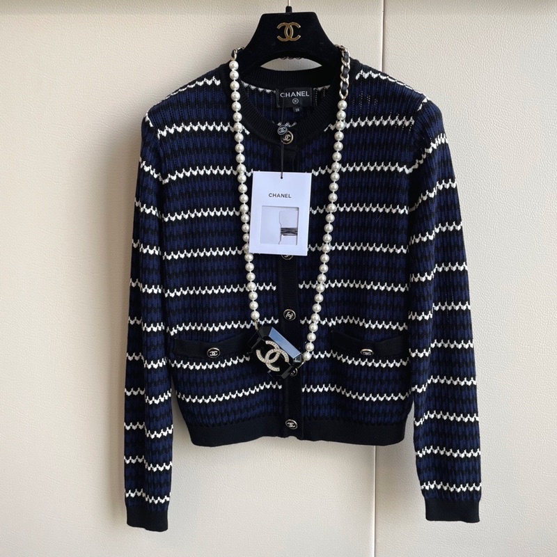 Áo cardigan nữ dáng vừa hoạ tiết kẻ ngang thổ cẩm thương hiệu thời trang cao cấp Channel 𝘾𝙝𝙖𝙣𝙚𝙡 CN
