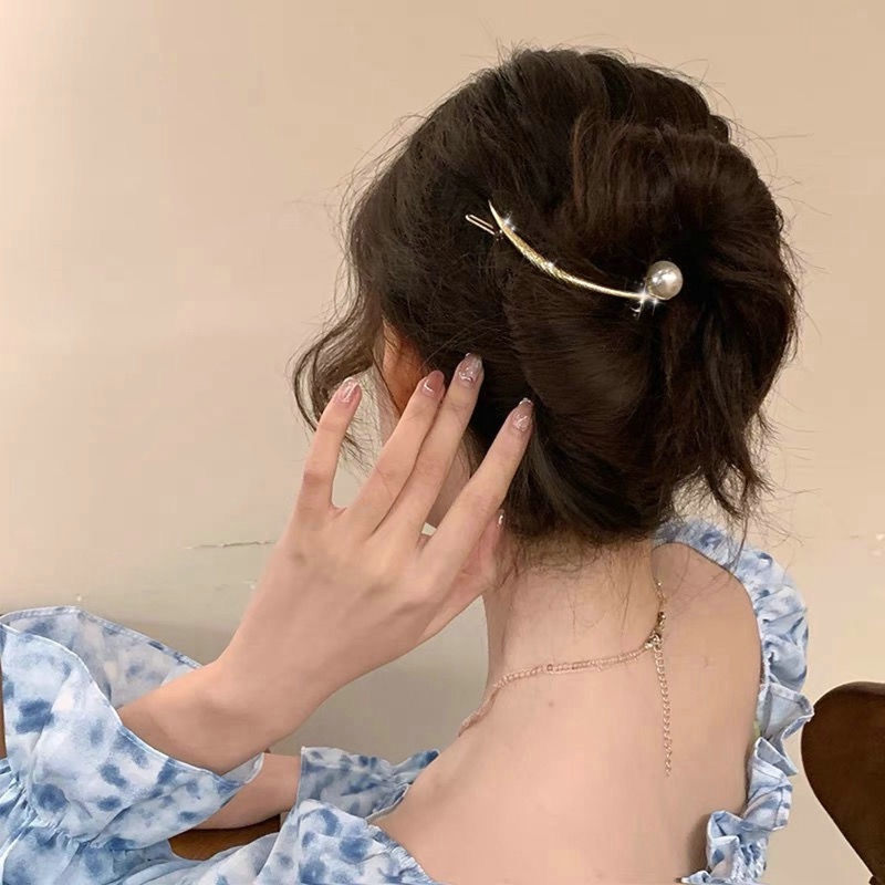 Kẹp Tóc Hình Bướm Đính Ngọc Trai Thời Trang Cho Nữ