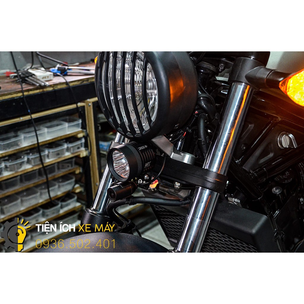 Pát gắn đèn trợ sáng Rebel 300-500