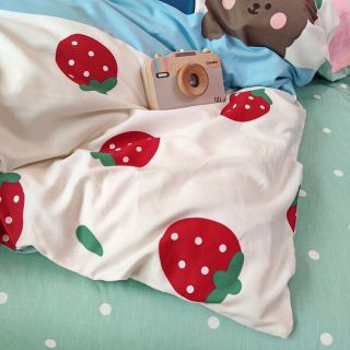 poly nhập khẩu búp bê dâu
