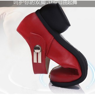 GIÀY KHIÊU VŨ CHO NGƯỜI MỚI