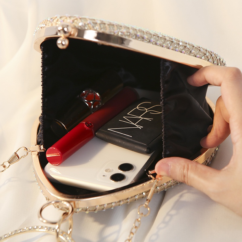 Ví Cầm Tay Đính Đá Kim Cương Toàn Diện Sang Trọng Cho Nữ