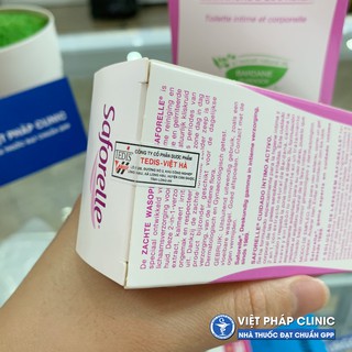 Dung dịch vệ sinh phụ nữ saforelle