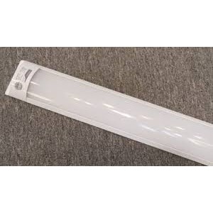 Bộ đèn LED Bán Nguyệt Rạng Đông M26/18W dài 0.6m