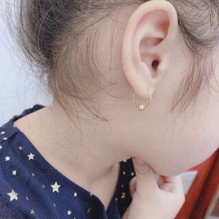 Khuyên tai bạc ta xi vàng cho bé