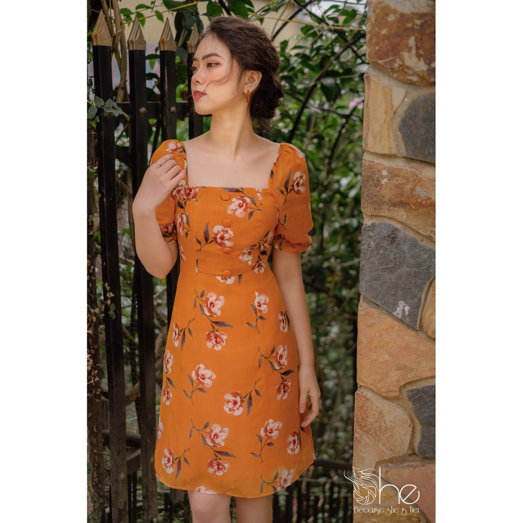 Váy cổ vuông 3 nút She, đầm nữ tay bồng dáng ôm đi chơi,công sở SD488 | BigBuy360 - bigbuy360.vn