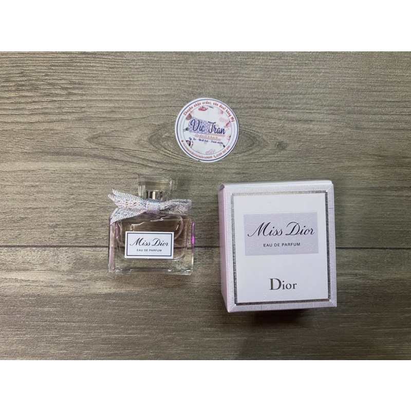 - Nước hoa Miss Dior Eau De Parfum mini size 5ml full box