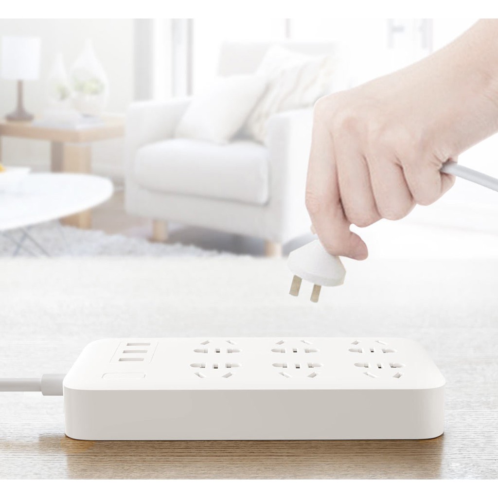 Ổ cắm điện Xiaomi Mi Power Strip (6 ổ cắm điện 220V / 3 cổng cắm usb 5v)