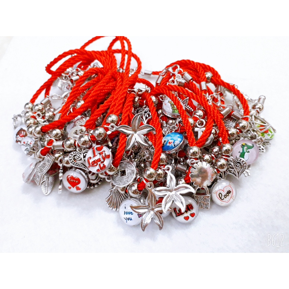 Sỉ 1 set 10 vòng tay hình hoạt hình dễ thương dây đỏ / dây đen mix charm