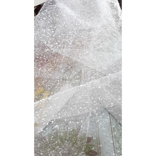 tấm lưới tuyết trắng bó hoa tươi hoa sáp kích thước 50x50cm