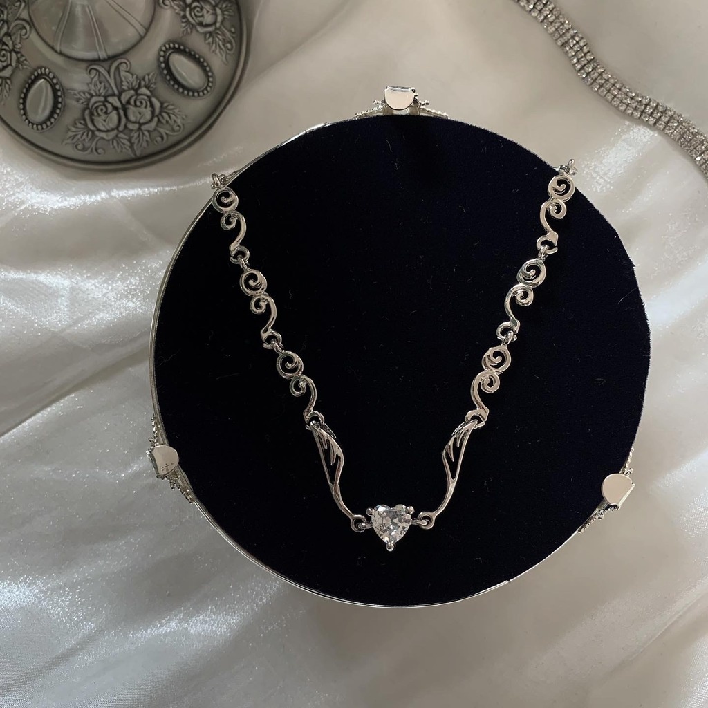 Vòng cổ Mặt Trái Tim Phong Cách Hàn Quốc Thanh Lịch Dành Cho Nữ