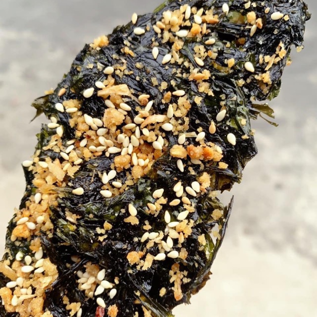 Rong biển cháy tởi mè 100k 500gr