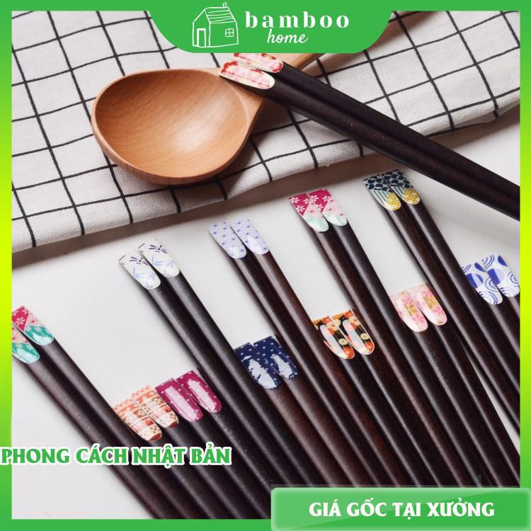 Đũa gỗ BAMBOOO ECO phong cách Nhật Bản đầu nhọn đuôi vẽ họa tiết - 1 đôi